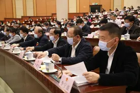 蔡丽新任广西壮族自治区副主席，蒋家柏任自治区政府秘书长图片