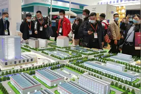 小沙盘大蓝图！不用电网电站即可发电 太阳能光伏助力乡村振兴图片