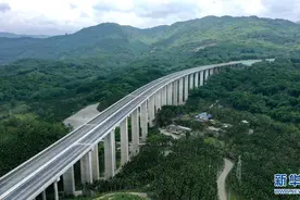 海南山海高速全线通车图片