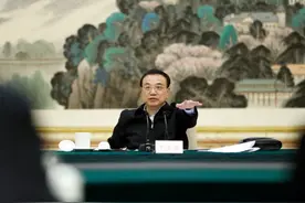 李克强：大企业顶天立地，小企业铺天盖地，下大力气更大激发市场主体活力图片