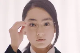 我是牙医，我女儿爱喝夜奶不爱刷牙，咋办？图片