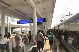 哇，出行好方便！高铁湛江西站清明前后加开凌晨旅客列车图片