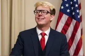 为不受美科技公司封杀，美“爱国”青年想出这招：开发一款“自由手机”……图片