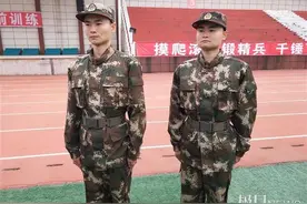 去戍边英雄战斗的地方！通山这对双胞胎大学生进藏当兵图片