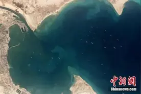 巨轮搁浅，苏伊士运河大拥堵…最糟糕情况或断两截图片