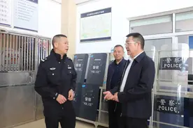 余其能深入官渡公安分局北京路派出所调研图片