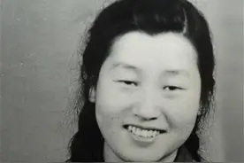 《阿诗玛》享誉世界被译成七国文字，手稿时隔60余年在汉保存完好图片