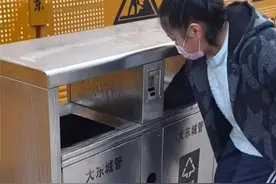 不学习就捡破烂！辽宁虎妈带8岁闺女体验生活，女孩灵魂发问：考前三能不捡吗？图片