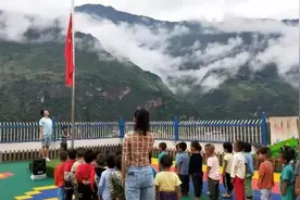 企业公民｜新湖“乡村幼儿园计划”，让近万名山里娃背上小书包图片