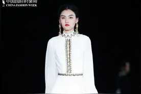 中国国际时装周！征途·盖娅传说2021AW图片