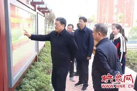 南阳市市长霍好胜到南阳市第四完全学校调研图片