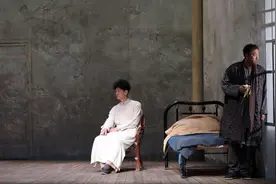 波兰导演陆帕执导话剧《狂人日记》，为何演了280分钟还没有结局图片