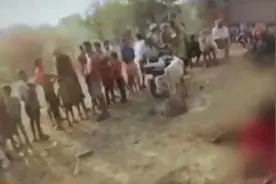 遭强奸后，印度16岁女孩和加害者捆在一起游街，还被村里人殴打图片