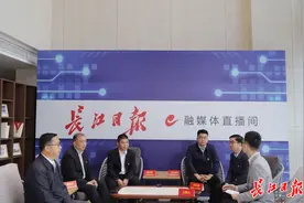 3年前承诺拆除的胶囊房还在，东西湖区住建局：向市民致歉，本周将依法依规处理图片