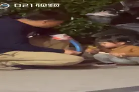 哈哈哈哈太可爱了吧！外公带孙女偷吃冰激凌被妈妈发现视频封面