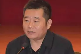 起诉书：河北曲阳县委原书记王芃充当“黑伞”，受贿近千万图片