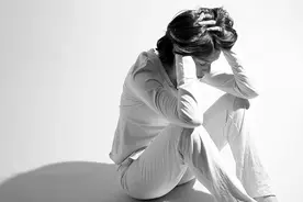 躁郁症患者为何会时悲时喜？时而狂躁时而抑郁？