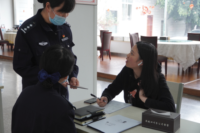 上门服务，落户天府新区更方便