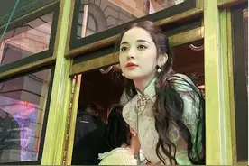 娜扎：因题材接演《十二谭》，未来想演很坏很带感的角色图片