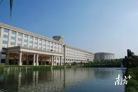 肇庆奥威斯酒店以5.45亿元拍卖图片