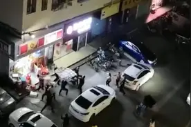 惊魂一刻！深圳一便利店老板娘扔出两床棉被，救下坠楼女孩图片