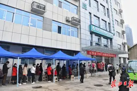 英国小镇“复制武汉”！“楚才”获奖完整名单公布 | 今日速读图片