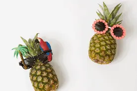 菠萝不要用盐水泡了，水果老板教我一招，吃菠萝不过敏还倍儿甜图片