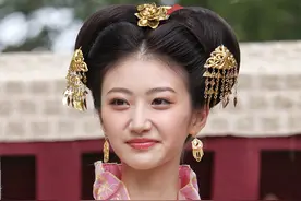 《司藤》引热议！十年前景甜甜美造型独家曝光图片