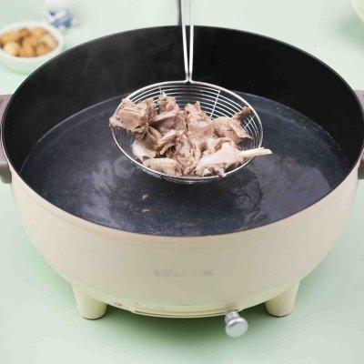 花胶炖鸭肉 花胶炖鸭肉做法 花胶炖鸭肉 花胶炖鸭肉做法