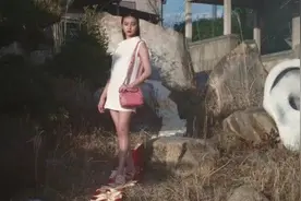 木村光希脚踩和服腰带被全网追骂，她究竟还能被父母捧多久？图片