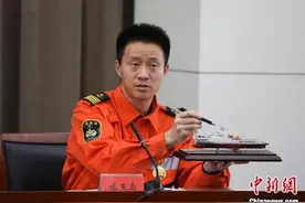 “海上工作”好玩么？“乘风破浪的哥哥”有话说图片