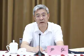 海派经验带河南、曾因防疫成网红省长，尹弘履新甘肃省委书记图片