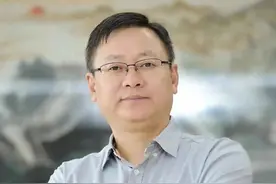 这位湖南师大附中毕业的长沙人成了珠海首富，身价350亿元图片
