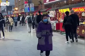 久违的烟火气 鞍山夜市迎来“春天”图片