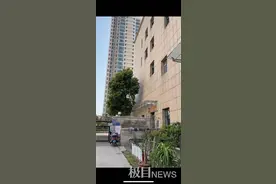 襄阳一小区居民入住7年仍用临时电，三天两头停电急坏人图片