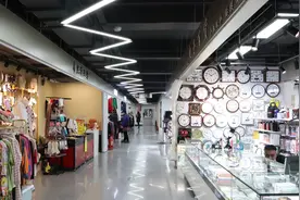 时隔两年，北京广安门天缘市场重新开业视频封面