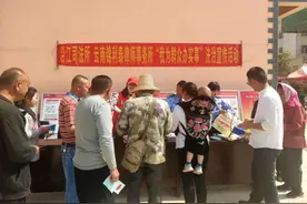 「我为群众办实事」沿江司法所联合锦利泰律所开展法治宣传进集市图片