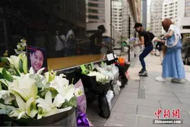 张国荣逝世18周年：长情的缅怀是“想你”图片