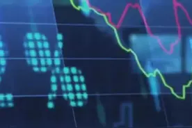 中国财富报道|比着涨工资，这些券商人均年薪逾50万元视频封面