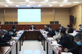 巴海峰主持召开聊城市东昌府区政府第36次常务会议图片