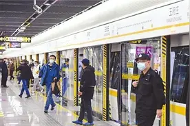 济南发文！推进全市公交企业整合，实现公交、轨道乘车“一卡通”图片