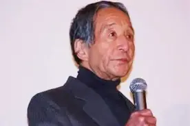 “横路敬二”走了 日本男演员田中邦卫去世图片