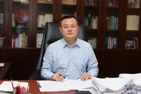 大学何为｜厦门大学校长张荣：开放办学是建一流大学必由之路图片