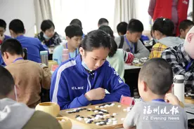福州少儿围棋公开赛揭幕 108名青少年以棋会友图片