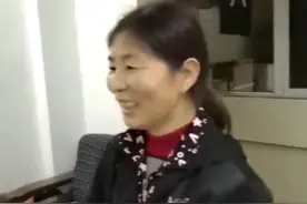 姐姐带“男友”回家，妈妈哭成泪人图片