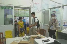 连接沟通之桥 筑牢防疫之墙——瑞丽疫苗接种点缅语翻译志愿者记事图片