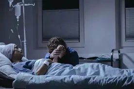 人在临死前，为啥会出现“回光返照”？科学的解释来了图片