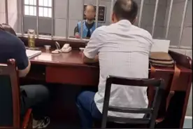打“伞”斗士的惊心故事：打掉一个保护伞有多难图片
