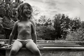 这就是童年该有的模样！摄影师用镜头记录孩子们的成长瞬间图片