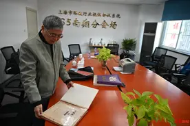 建设者揭秘中国大陆首条高速公路诞生过程：有人提出，我们没这个车，也没必要修高速图片